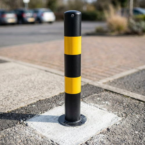 1000mm Galvanised Mild Steel Bollard, Black with Yellow Bands (view 2)
