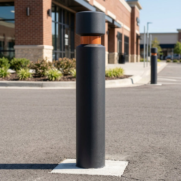 EB100 Polyethylene Plastic Bollard with Steel Core