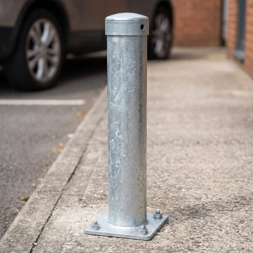 1000mm galvanised mild steel bollard – fixed perimeter barrier (view 2)