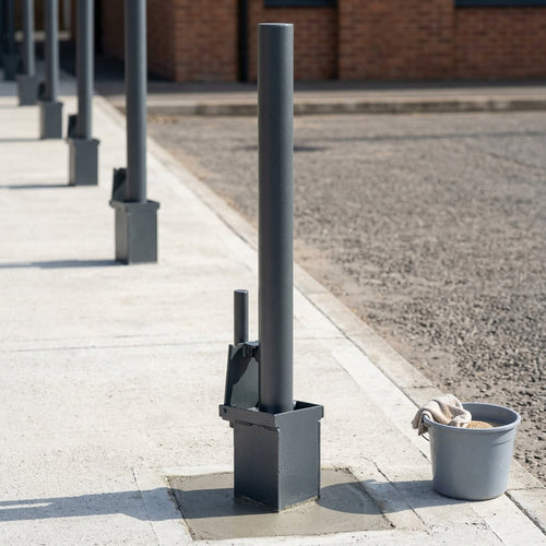 1000mm Removeable Galvanised Steel Bollard – 60–219mm Diameter